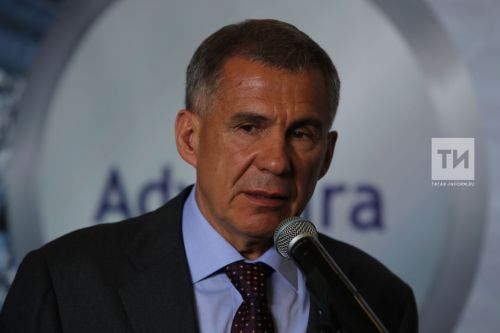 Минниханов призвал татарстанцев не поддаваться панике после атаки БПЛА по Казани