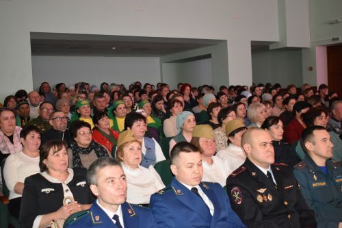 Ватанны саклаучылар көне уңаеннан «Балкыш» фестивалендә катнашучылар зур концерт куйды