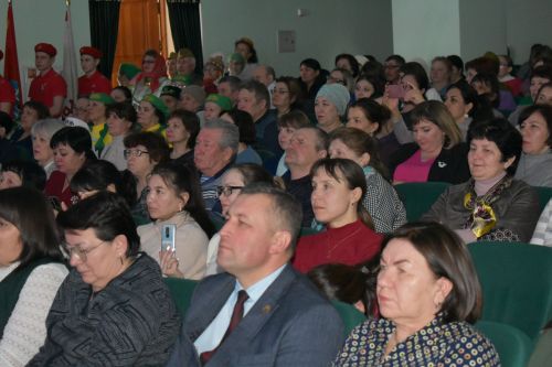 Ватанны саклаучылар көне уңаеннан «Балкыш» фестивалендә катнашучылар зур концерт куйды