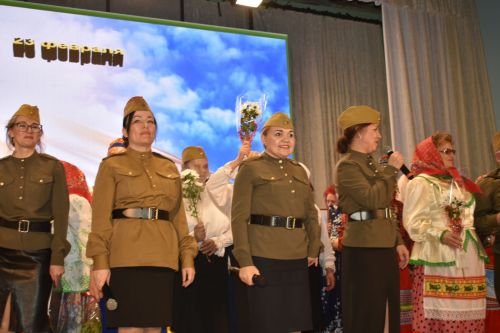 Ватанны саклаучылар көне уңаеннан «Балкыш» фестивалендә катнашучылар зур концерт куйды