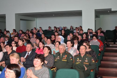 Ватанны саклаучылар көне уңаеннан «Балкыш» фестивалендә катнашучылар зур концерт куйды