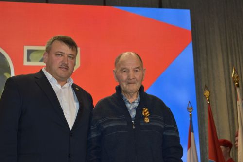Ватанны саклаучылар көне уңаеннан «Балкыш» фестивалендә катнашучылар зур концерт куйды