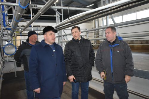 Глава Кайбицкого района совместно с министром Минземимущества РТ побывали в обществе «Туган як-Агро»