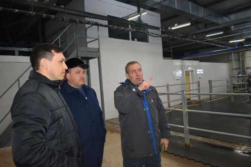 Глава Кайбицкого района совместно с министром Минземимущества РТ побывали в обществе «Туган як-Агро»