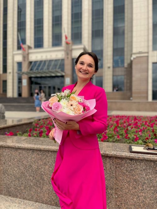 Рамиля Аблязова, начальник отдела культуры поздравляет коллег и ветеранов с днем работника культуры