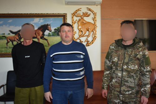 Кайбыч район башлыгы СВОдан ялга кайткан егетләр белән очрашты