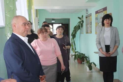 Родители кайбицких выпускников провели день сдачи ЕГЭ