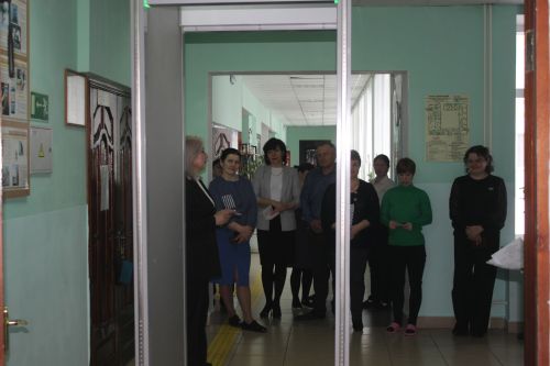 Родители кайбицких выпускников провели день сдачи ЕГЭ