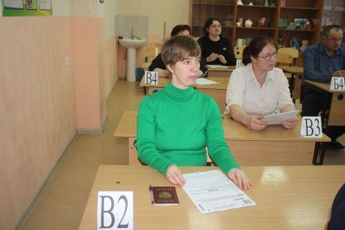 Родители кайбицких выпускников провели день сдачи ЕГЭ