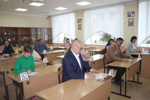 Кайбычта әти-әниләр бердәм дәүләт имтиханын тапшырды