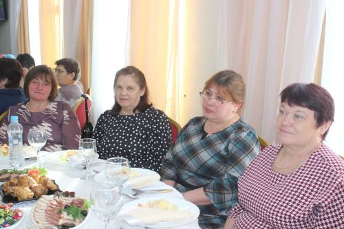 Накануне 8 Марта в Кайбицах встретились с матерями и женами участников спецоперации