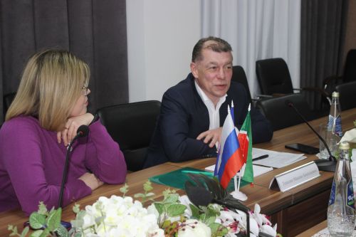 В Кайбицах депутат Госдумы РФ провел прием граждан