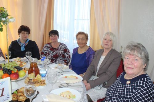 Накануне 8 Марта в Кайбицах встретились с матерями и женами участников спецоперации
