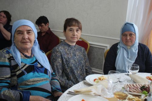 Накануне 8 Марта в Кайбицах встретились с матерями и женами участников спецоперации