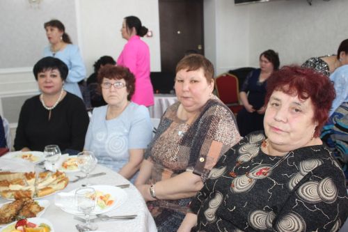 Накануне 8 Марта в Кайбицах встретились с матерями и женами участников спецоперации