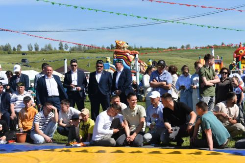 Кайбычлылар Чувашия Республикасы Комсомол районының Урмай авылында Сабантуй бәйрәмен гөрләтеп кайтты