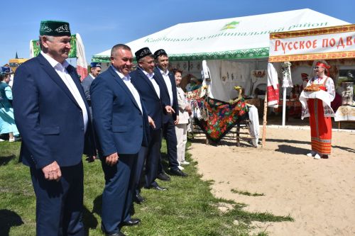 Кайбычлылар Чувашия Республикасы Комсомол районының Урмай авылында Сабантуй бәйрәмен гөрләтеп кайтты