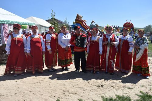 Кайбычлылар Чувашия Республикасы Комсомол районының Урмай авылында Сабантуй бәйрәмен гөрләтеп кайтты
