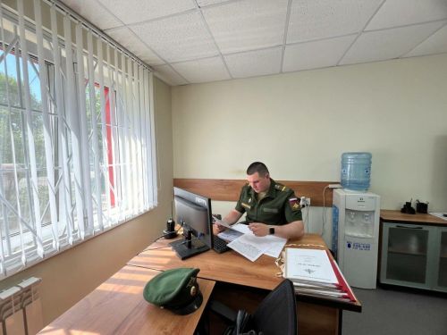 В Челнах заключают контракт на военную службу жители других регионов РФ