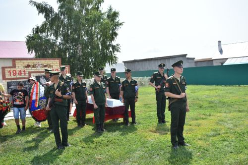 Глава Кайбицкого района: «Светлая память Евгения Маденова навсегда останется в наших сердцах»