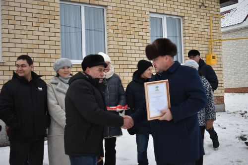 Кайбычта врачлар өчен өч йорт файдалануга тапшырылды
