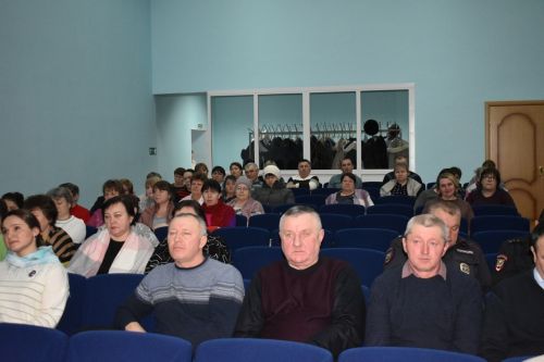 В селе Большое Подберезье сход граждан прошел оживленно