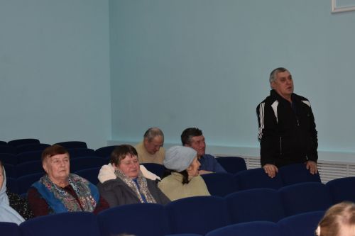 В селе Большое Подберезье сход граждан прошел оживленно