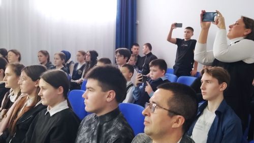 В Федоровской школе состоялся районный этап Татарской лиги КВН «Әйдә, шаяРТ!» и лиги «Республика»