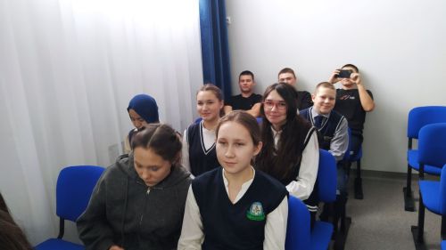В Федоровской школе состоялся районный этап Татарской лиги КВН «Әйдә, шаяРТ!» и лиги «Республика»