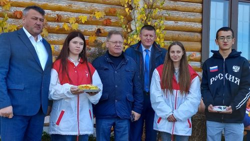 В Большом Подберезье наряду с фестивалем русской песни прошел праздник тыквы