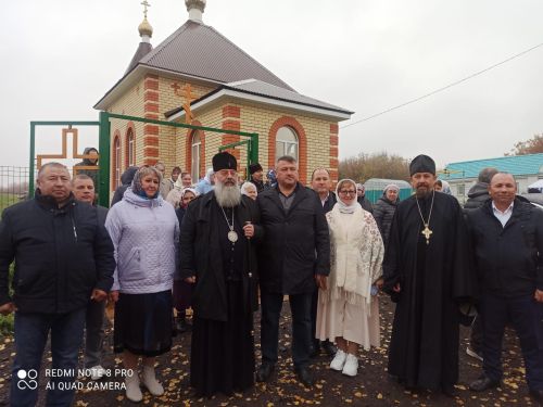Митрополит Казанский и Татарстанский Кирилл провел богослужение в новом храме в честь святого Пророка Божия Илии в селе Ульянкове