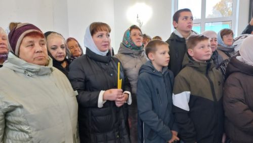 Митрополит Казанский и Татарстанский Кирилл провел богослужение в новом храме в честь святого Пророка Божия Илии в селе Ульянкове
