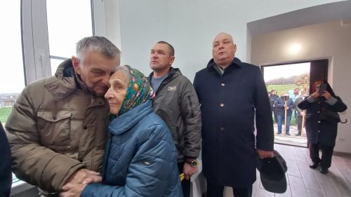 Митрополит Казанский и Татарстанский Кирилл провел богослужение в новом храме в честь святого Пророка Божия Илии в селе Ульянкове
