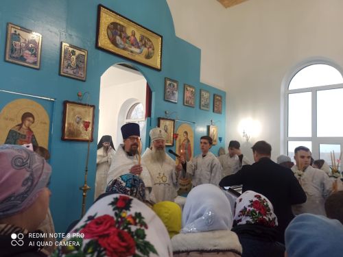 Митрополит Казанский и Татарстанский Кирилл провел богослужение в новом храме в честь святого Пророка Божия Илии в селе Ульянкове
