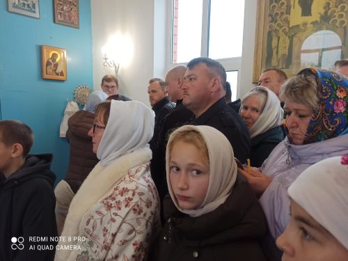 Митрополит Казанский и Татарстанский Кирилл провел богослужение в новом храме в честь святого Пророка Божия Илии в селе Ульянкове