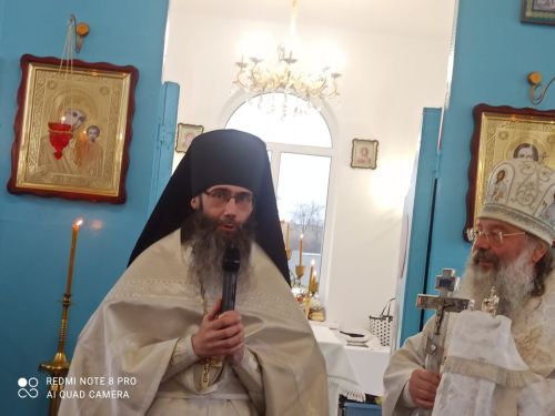 Митрополит Казанский и Татарстанский Кирилл провел богослужение в новом храме в честь святого Пророка Божия Илии в селе Ульянкове
