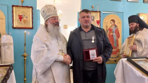 Митрополит Казанский и Татарстанский Кирилл провел богослужение в новом храме в честь святого Пророка Божия Илии в селе Ульянкове