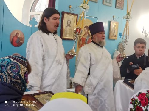 Митрополит Казанский и Татарстанский Кирилл провел богослужение в новом храме в честь святого Пророка Божия Илии в селе Ульянкове