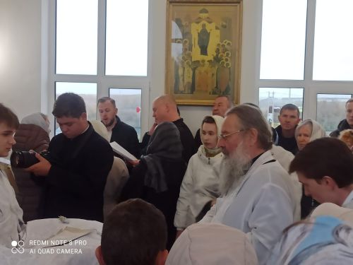 Митрополит Казанский и Татарстанский Кирилл провел богослужение в новом храме в честь святого Пророка Божия Илии в селе Ульянкове