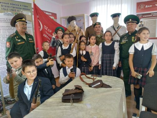 В местном штабе «Юнармии» состоялась выставка оружия времен Великой Отечественной войны