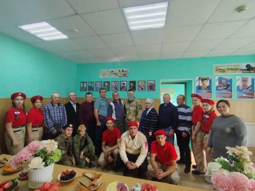 Олы Тәрбит авылы мәдәният йортында Әтиләр көне уңаеннан «Бердәм рухыбыз белән без көчле» — дип исемләнгән җылы очрашу узды