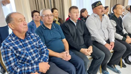 В Больших Кайбицах прошло торжественное открытие банкетного зала «Ләззәт», принадлежащего семье Гисматуллиных