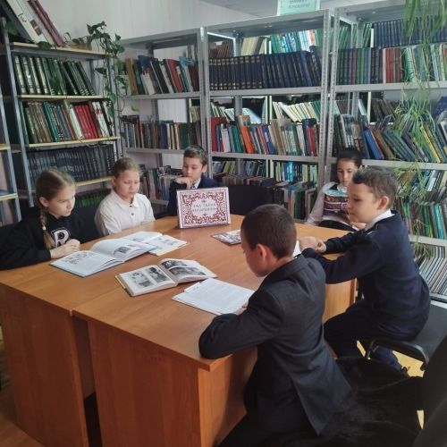 Олы Тәрбит авылы мәдәният йортында Әтиләр көне уңаеннан «Бердәм рухыбыз белән без көчле» — дип исемләнгән җылы очрашу узды