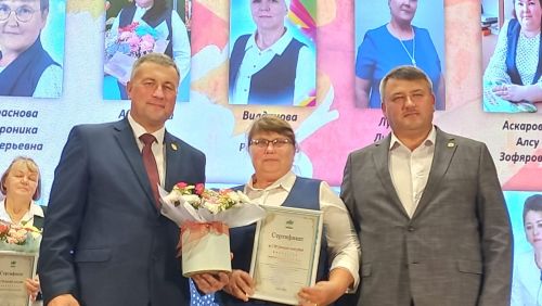 В преддверии Международного Дня учителя в Кайбицах состоялось торжественное мероприятие