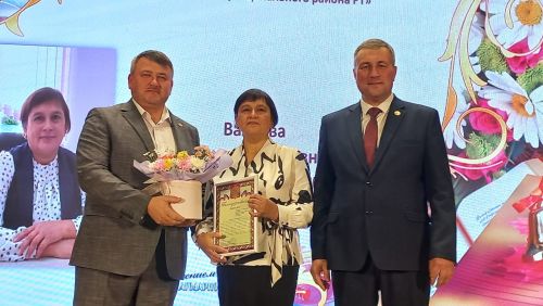 В преддверии Международного Дня учителя в Кайбицах состоялось торжественное мероприятие