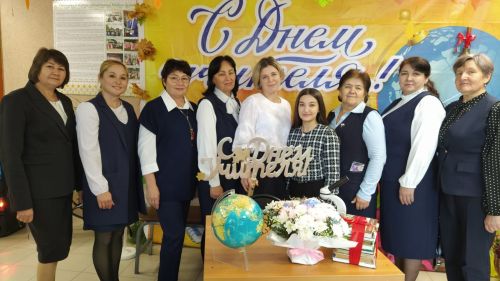 В преддверии Международного Дня учителя в Кайбицах состоялось торжественное мероприятие