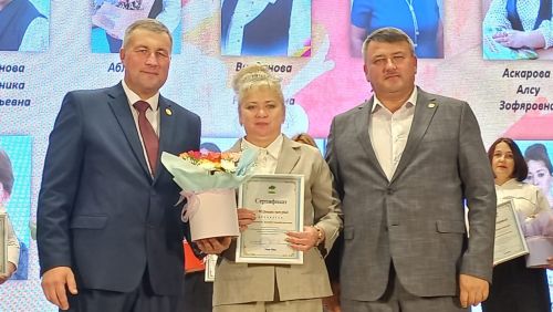В преддверии Международного Дня учителя в Кайбицах состоялось торжественное мероприятие