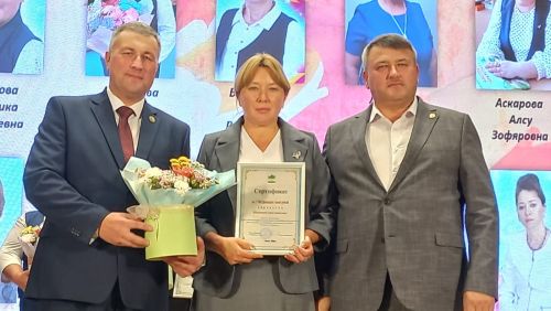 В преддверии Международного Дня учителя в Кайбицах состоялось торжественное мероприятие