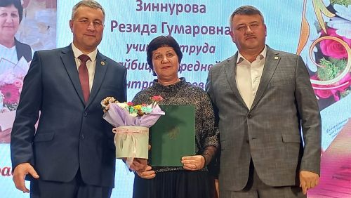 В преддверии Международного Дня учителя в Кайбицах состоялось торжественное мероприятие