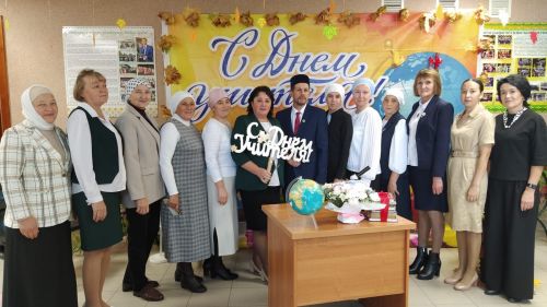 В преддверии Международного Дня учителя в Кайбицах состоялось торжественное мероприятие